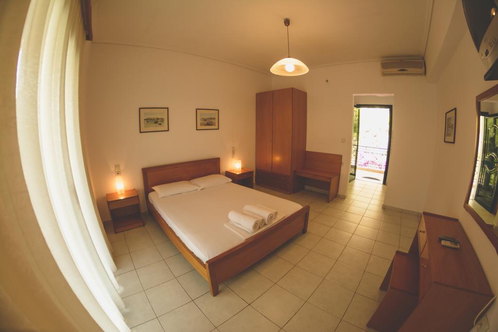 Althea Studios Lefkada Áyios Nikítas Oda fotoğraf